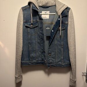Denim jacket/ attached sweatshirt with hood